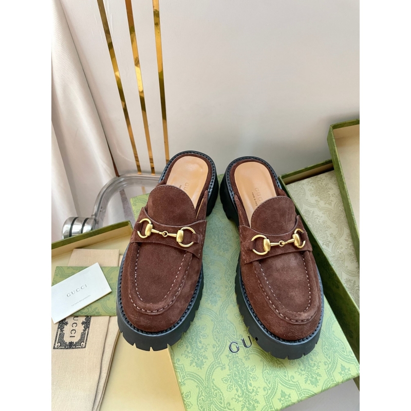 G*u*i leather shoes